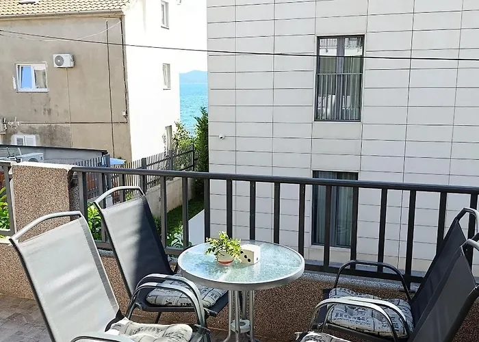 By The Sea - Diklo, - 16369 Apartamento
